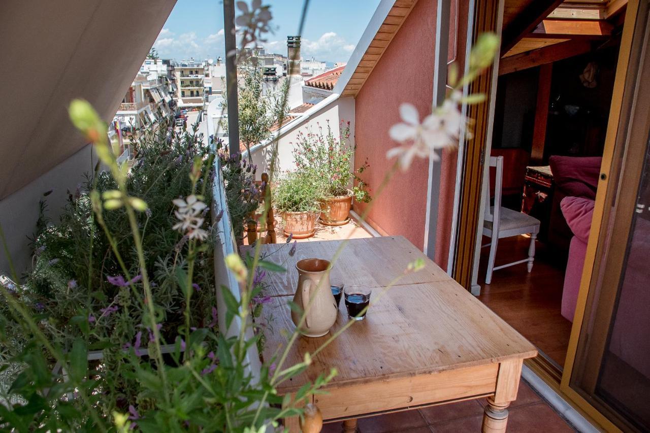 Country Style Attic In The Heart Of Preveza 아파트 외부 사진