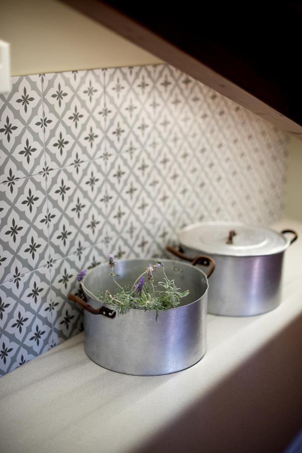 Country Style Attic In The Heart Of Preveza 아파트 외부 사진