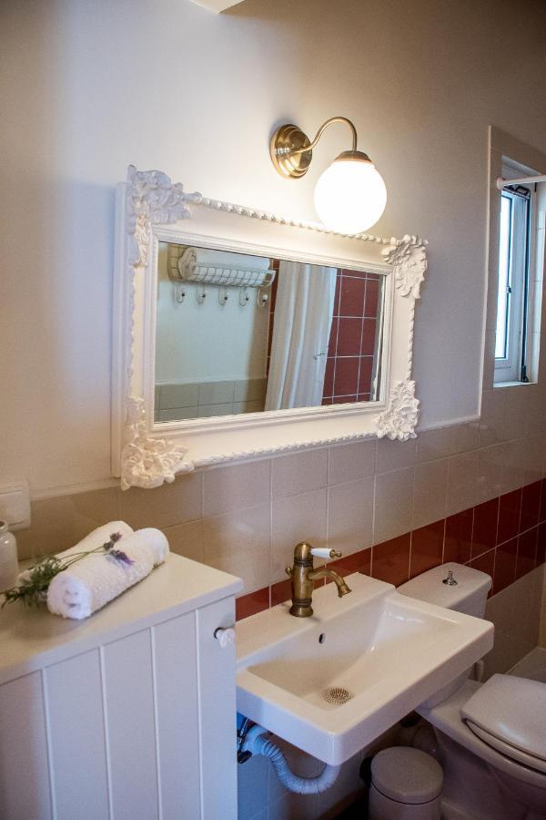 Country Style Attic In The Heart Of Preveza 아파트 외부 사진